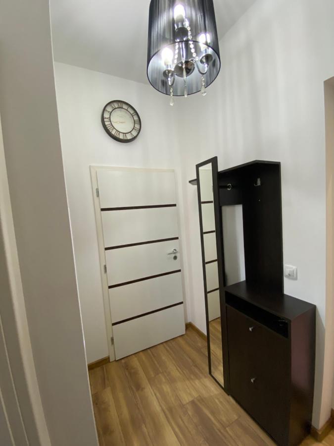 Cozy Apartment In Downtown Sofia - Tsar Samuil Street Luaran gambar