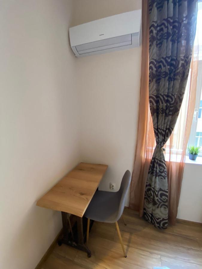 Cozy Apartment In Downtown Sofia - Tsar Samuil Street Luaran gambar